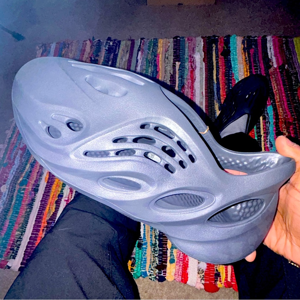 Yzyfoamrnnrs Yeezy foamrunnersoynx 2024 release but was on hold since 2022 krap!